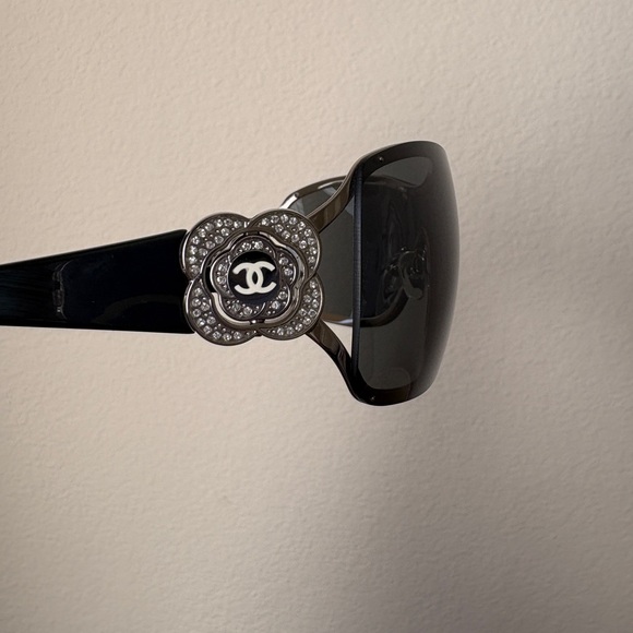 Chanel sunglasses 4164 Camelia flower, authentic - Picture 5 of 14